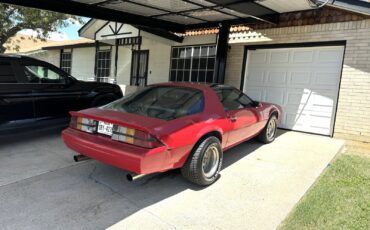 Chevrolet-Camaro-1983-Coupe-2