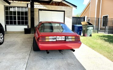 Chevrolet-Camaro-1983-Coupe-3