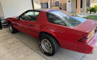 Chevrolet-Camaro-1983-Coupe-4