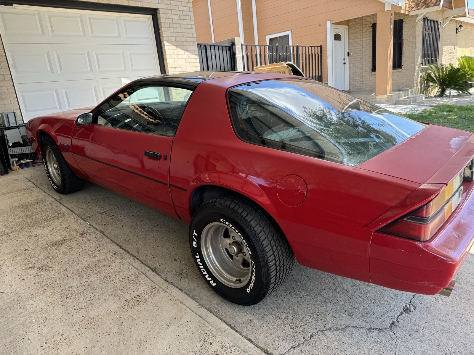 Chevrolet-Camaro-1983-Coupe-4