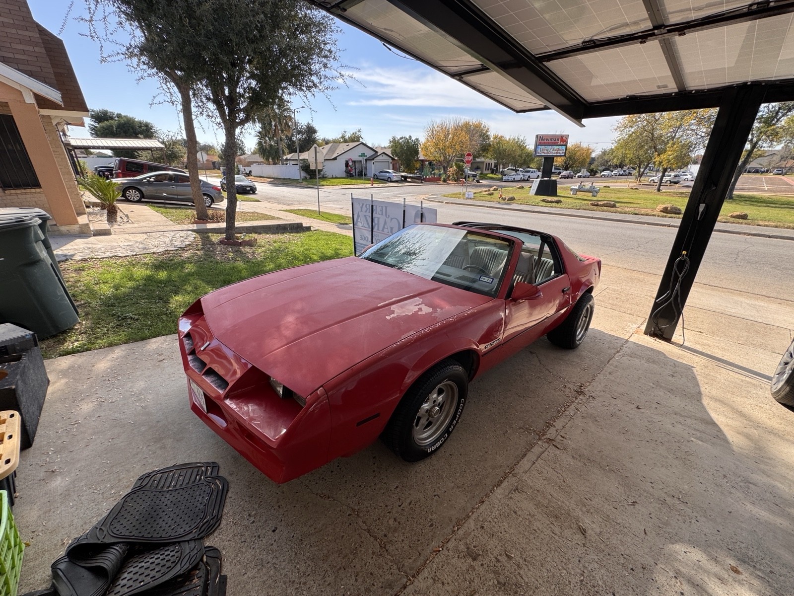 Chevrolet-Camaro-1983-Coupe-6