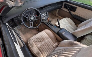 Chevrolet-Camaro-1983-Coupe-7