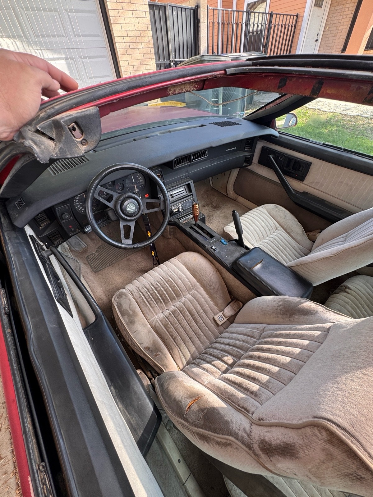 Chevrolet-Camaro-1983-Coupe-7