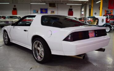 Chevrolet-Camaro-1984-Coupe-14