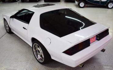 Chevrolet-Camaro-1984-Coupe-15