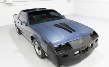 Chevrolet-Camaro-1984-Coupe-17
