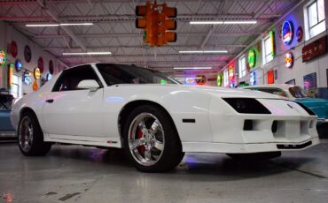 Chevrolet-Camaro-1984-Coupe-2