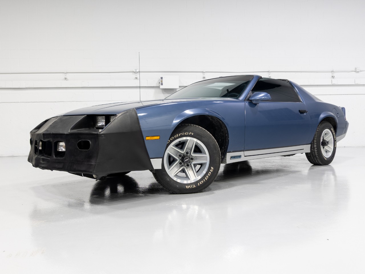 Chevrolet-Camaro-1984-Coupe-20
