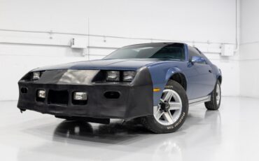 Chevrolet-Camaro-1984-Coupe-21