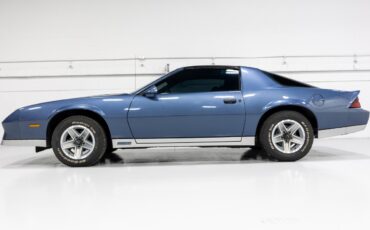 Chevrolet-Camaro-1984-Coupe-3