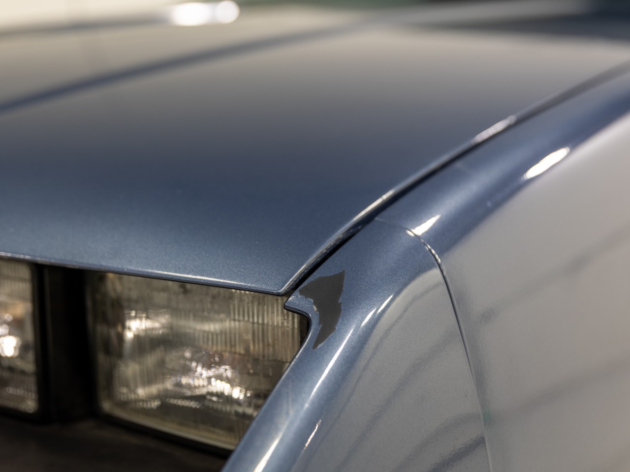 Chevrolet-Camaro-1984-Coupe-32