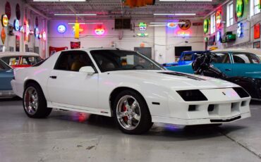 Chevrolet-Camaro-1984-Coupe