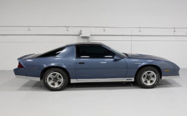 Chevrolet-Camaro-1984-Coupe-5