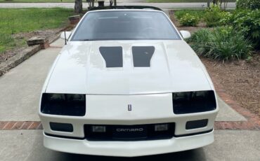 Chevrolet-Camaro-1986-Coupe-1