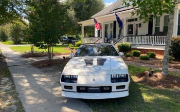 Chevrolet-Camaro-1986-Coupe-12