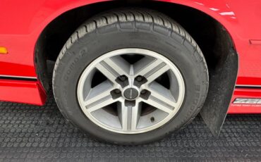 Chevrolet-Camaro-1986-Flame-Red-Black-16