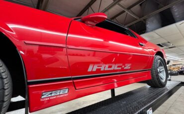 Chevrolet-Camaro-1986-Flame-Red-Black-38