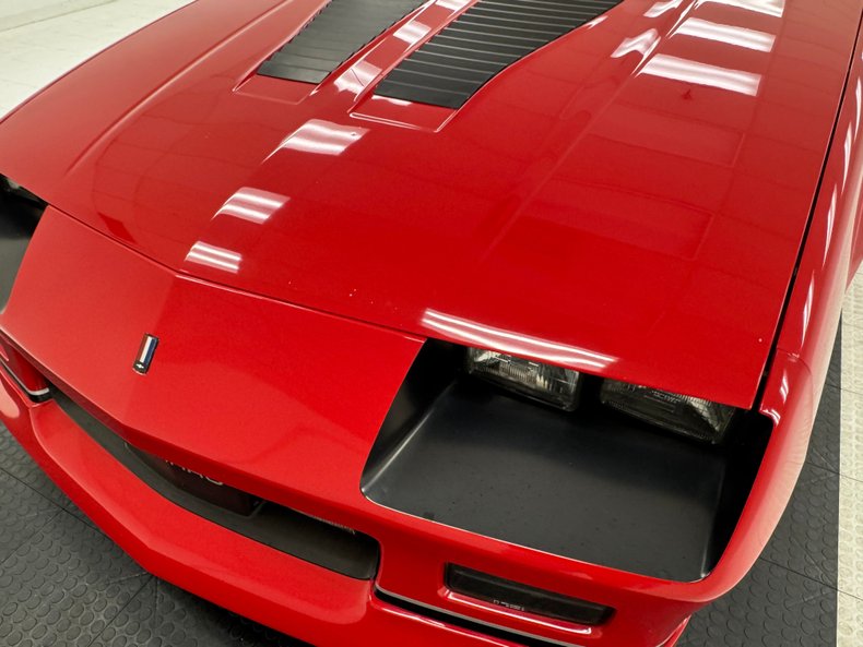 Chevrolet-Camaro-1986-Flame-Red-Black-4