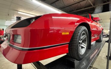 Chevrolet-Camaro-1986-Flame-Red-Black-43