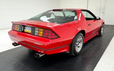 Chevrolet-Camaro-1986-Flame-Red-Black-45