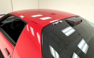 Chevrolet-Camaro-1986-Flame-Red-Black-47