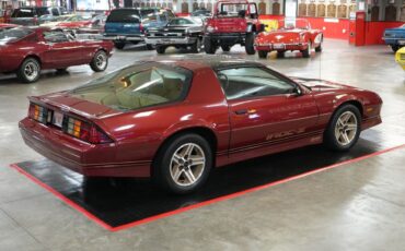 Chevrolet-Camaro-1987-Coupe-14