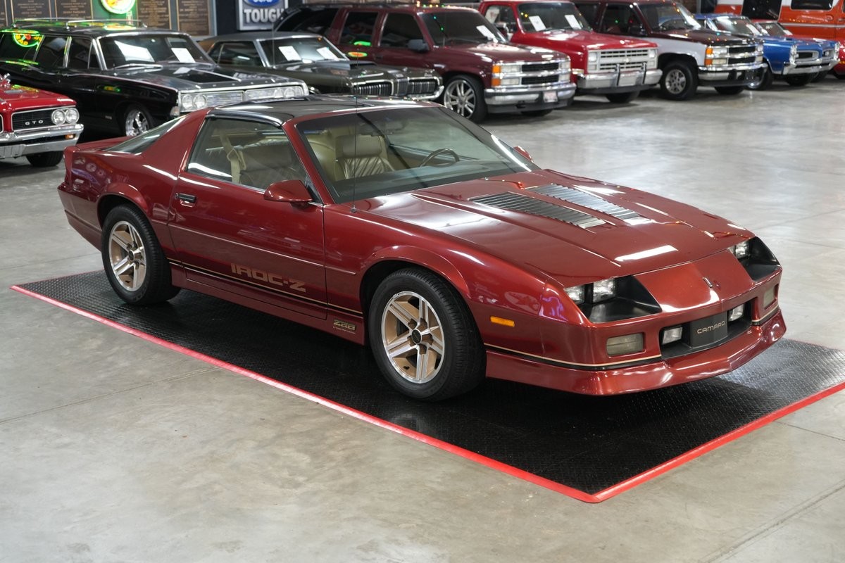 Chevrolet-Camaro-1987-Coupe-16