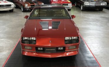 Chevrolet-Camaro-1987-Coupe-17