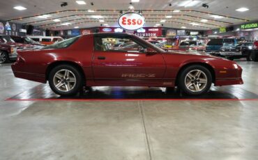 Chevrolet-Camaro-1987-Coupe-23