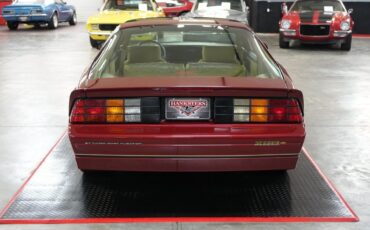 Chevrolet-Camaro-1987-Coupe-29