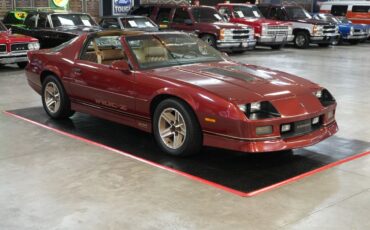 Chevrolet-Camaro-1987-Coupe-32