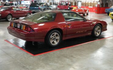 Chevrolet-Camaro-1987-Coupe-5