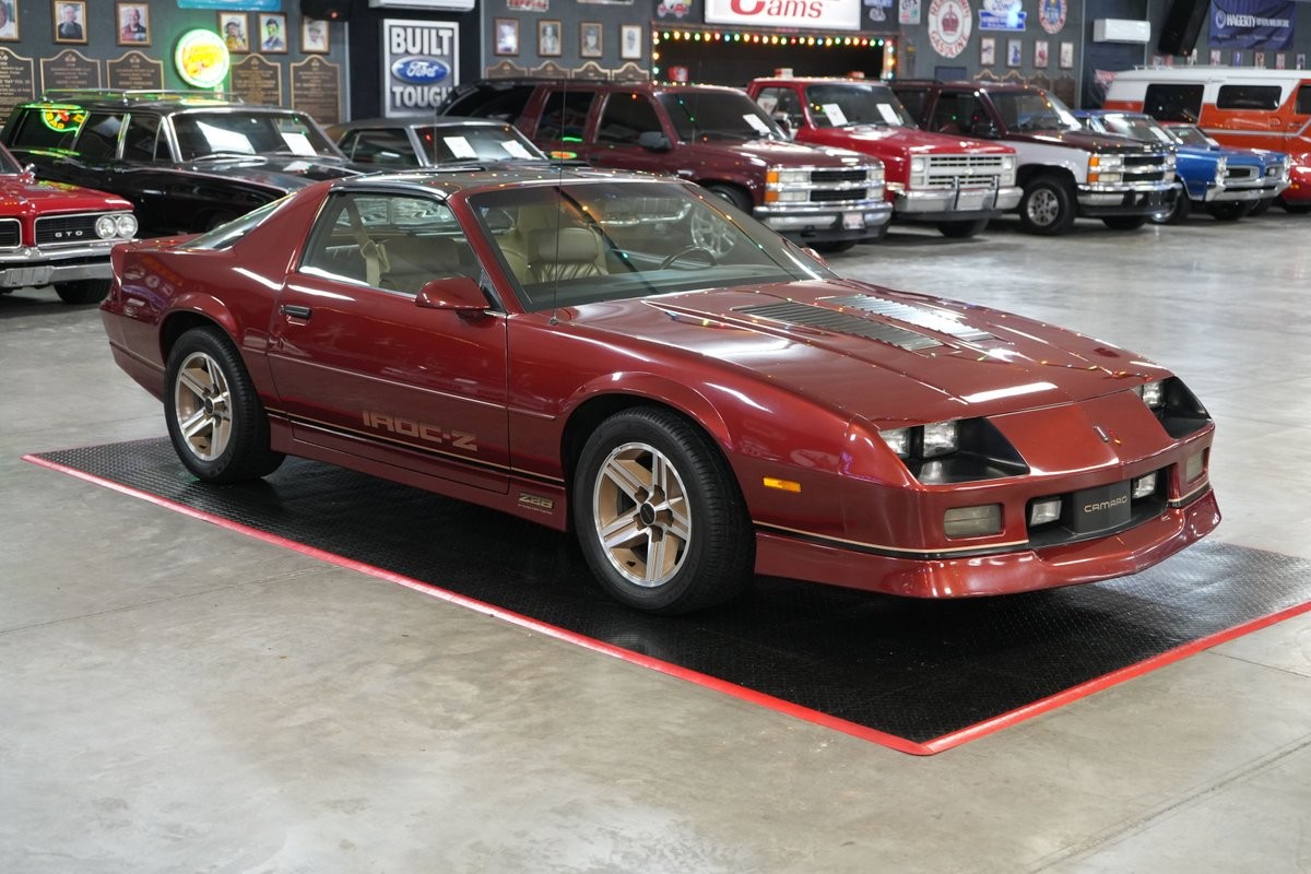 Chevrolet-Camaro-1987-Coupe-7