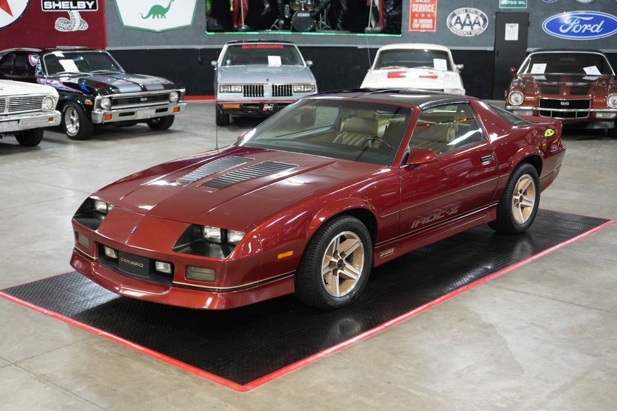 Chevrolet-Camaro-1987-Coupe-9