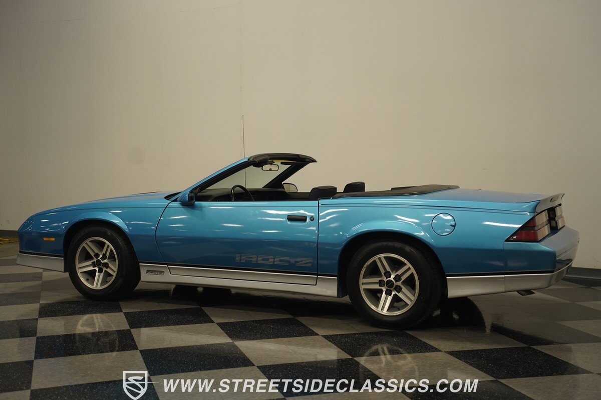 Chevrolet-Camaro-1988-Convertible-10