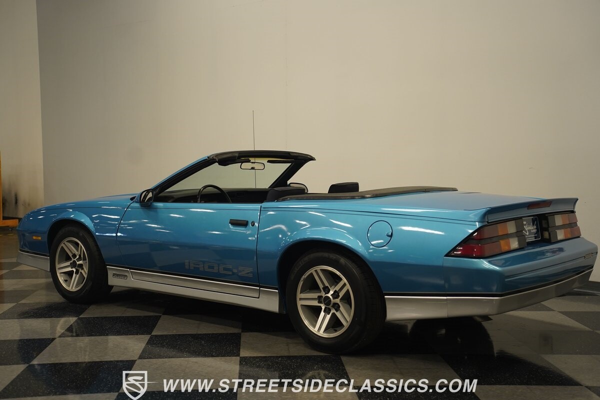 Chevrolet-Camaro-1988-Convertible-11