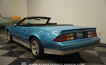 Chevrolet-Camaro-1988-Convertible-12