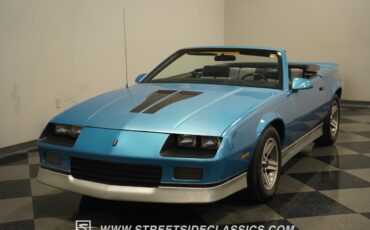 Chevrolet-Camaro-1988-Convertible-21