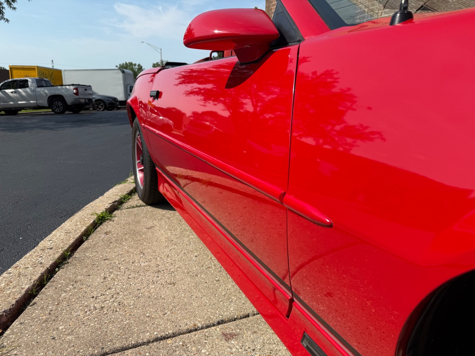 Chevrolet-Camaro-1989-Convertible-10