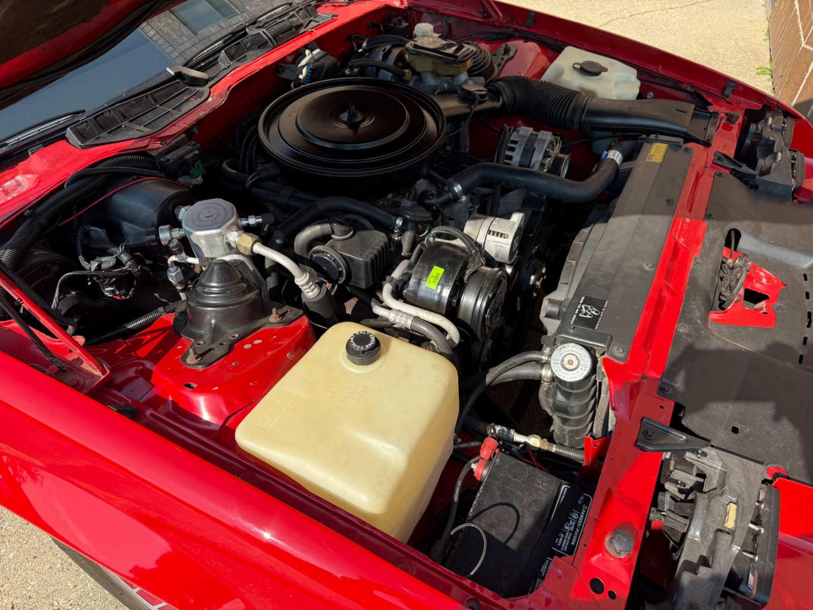 Chevrolet-Camaro-1989-Convertible-18