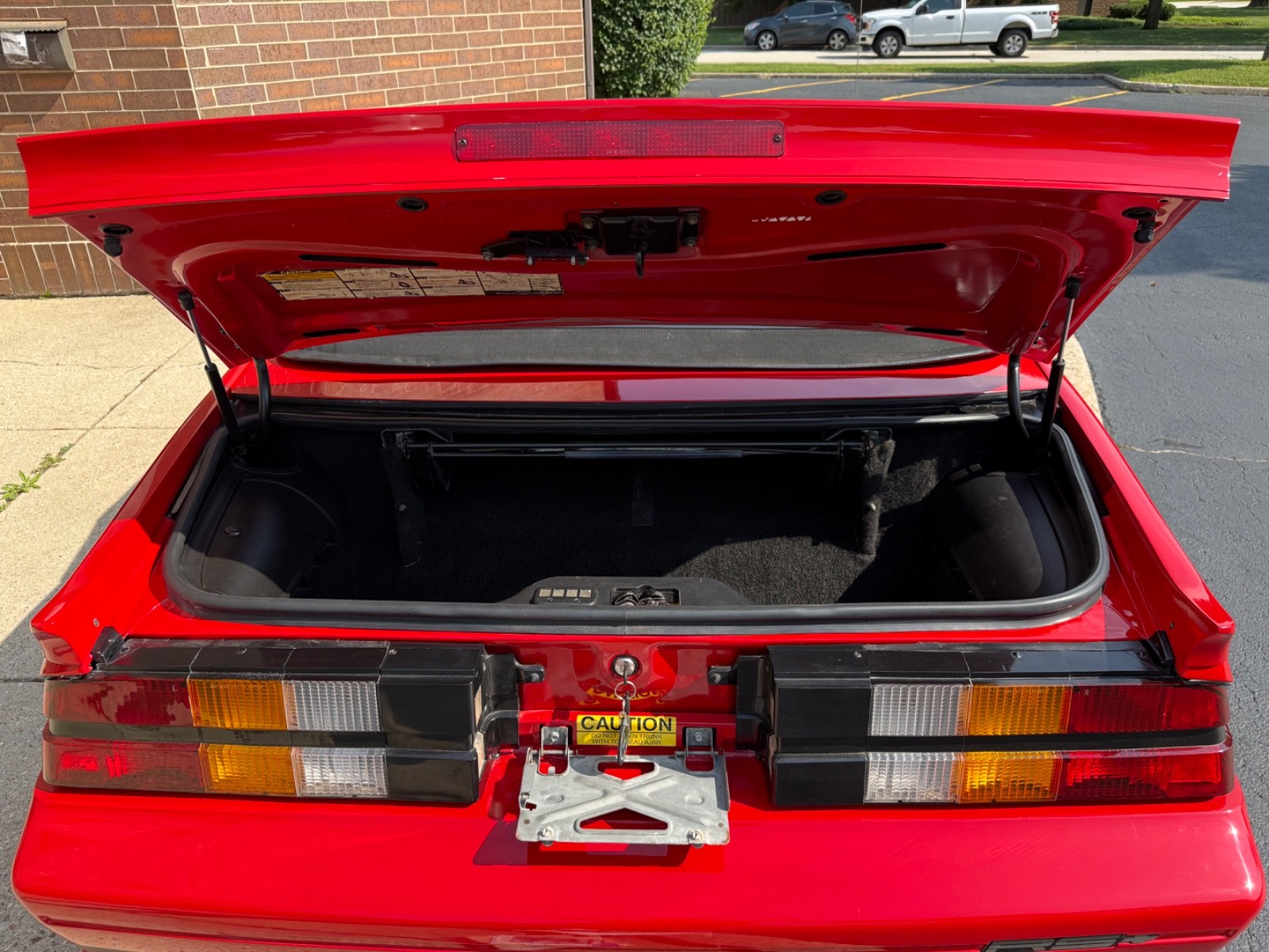 Chevrolet-Camaro-1989-Convertible-20