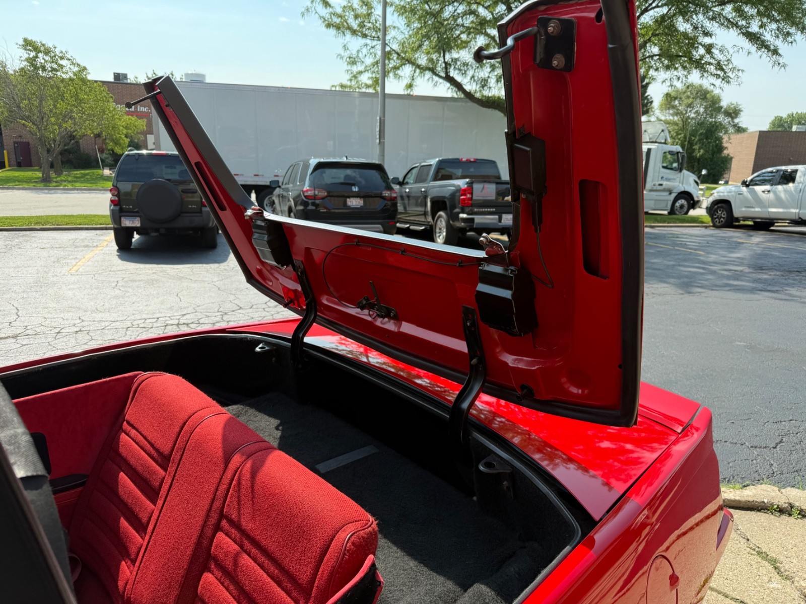 Chevrolet-Camaro-1989-Convertible-24