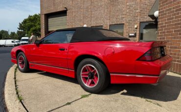 Chevrolet-Camaro-1989-Convertible-3