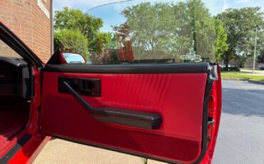 Chevrolet-Camaro-1989-Convertible-33