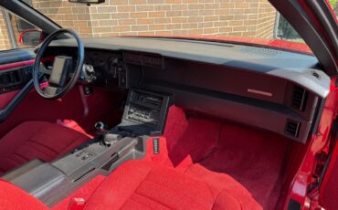 Chevrolet-Camaro-1989-Convertible-36