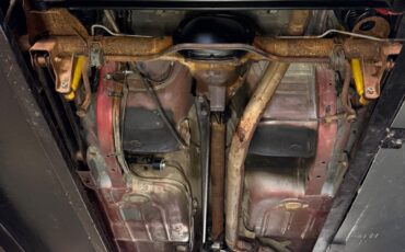 Chevrolet-Camaro-1989-Convertible-37