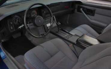 Chevrolet-Camaro-1989-Coupe-13