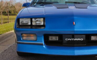 Chevrolet-Camaro-1989-Coupe-26
