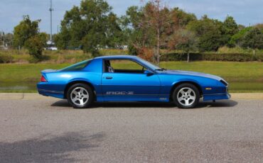 Chevrolet-Camaro-1989-Coupe-37