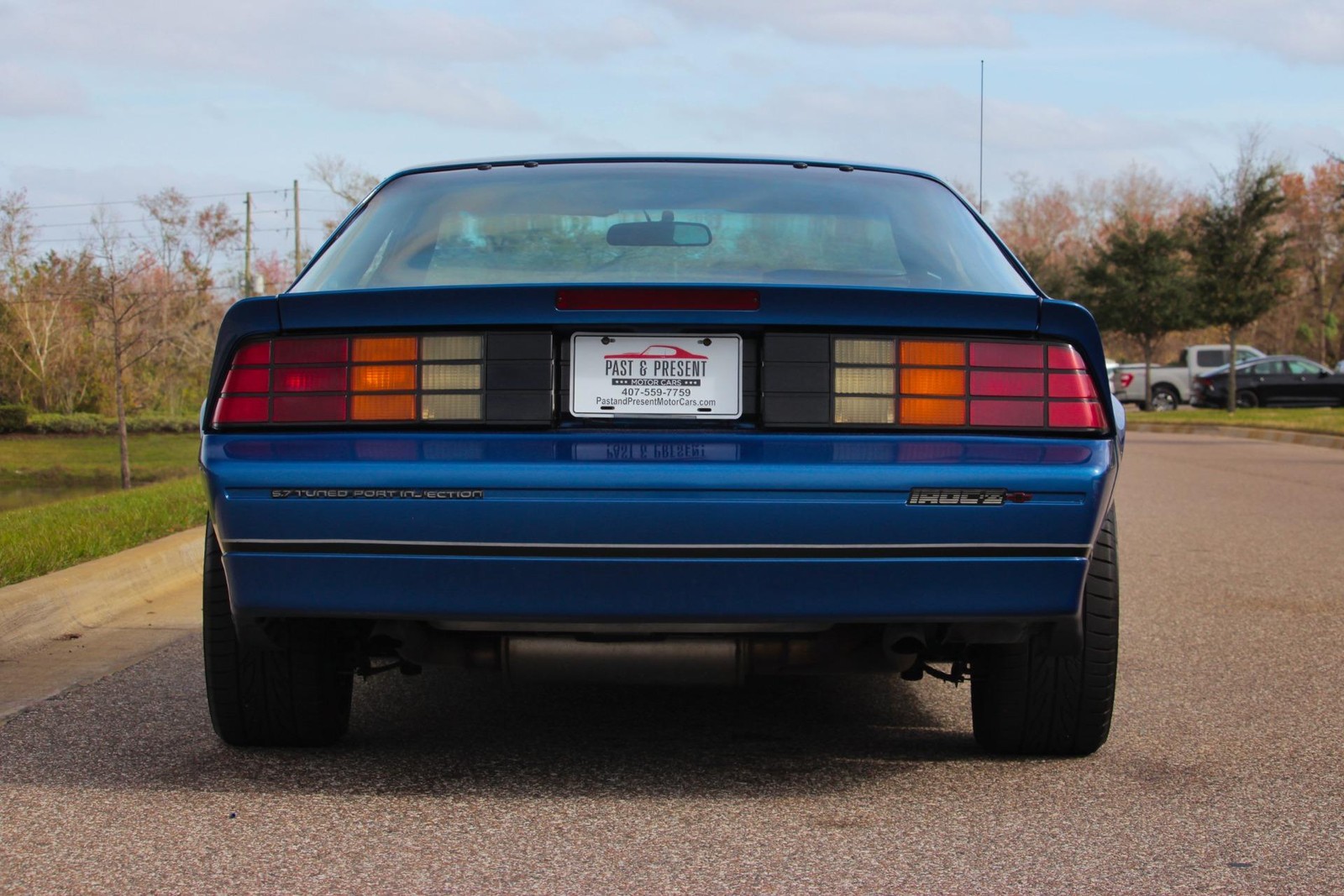 Chevrolet-Camaro-1989-Coupe-4